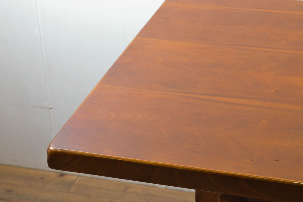 中古　バロッサバレンティ(VARO,S.A. VALENTI)　しっかりとした脚のつくりが魅力的なダイニングテーブル(定価約100万円)(4人掛け、6人掛け)(R-060133)
