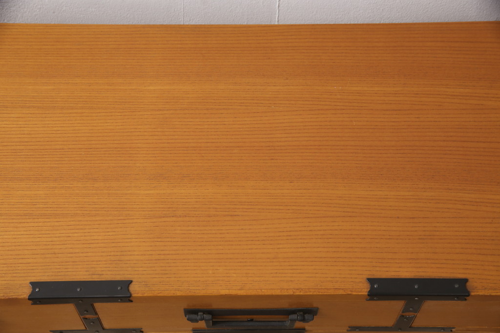 和製ビンテージ　信州民芸家具　ケヤキ材　A型　刀箪笥(テレビ台、ローボード、ヴィンテージ、引き出し、チェスト)(R-055634)