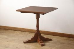 中古　美品　松本民芸家具　凝った脚のデザインが目を惹くサイドテーブル(2人掛け、2P、ダイニングテーブル、カフェテーブル)(R-061707)