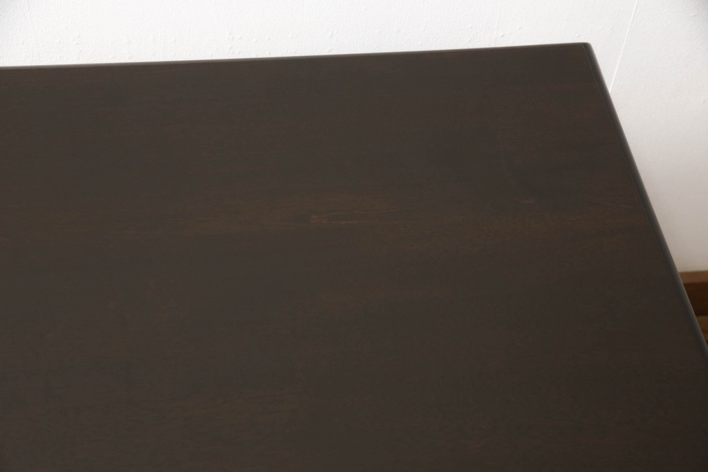 中古　美品　松本民芸家具　T型片袖机　美しい木目とクラシカルな佇まいが魅力的なデスク(机、ワークデスク、在宅用、在宅ワーク用)(定価約42万円)(R-064188)