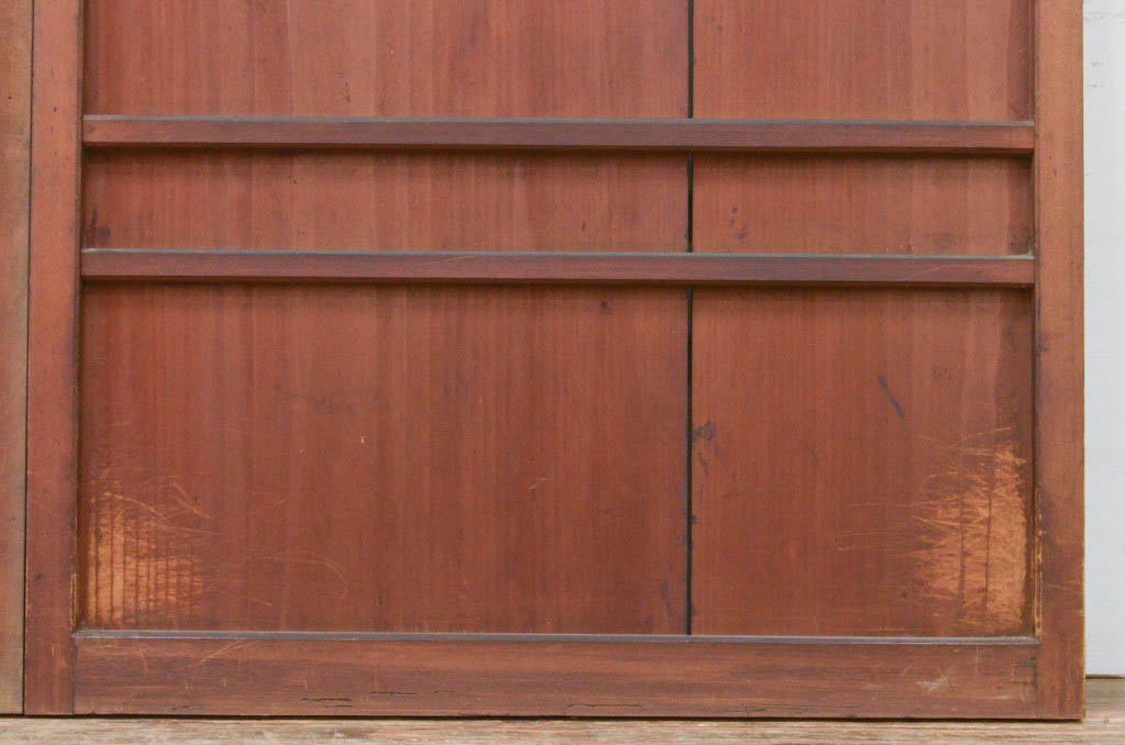 アンティーク建具　杉材　柾目が美しい!落ち着いた和の空間を演出する横浅入り板戸窓2枚セット(引き戸)(R-071963)