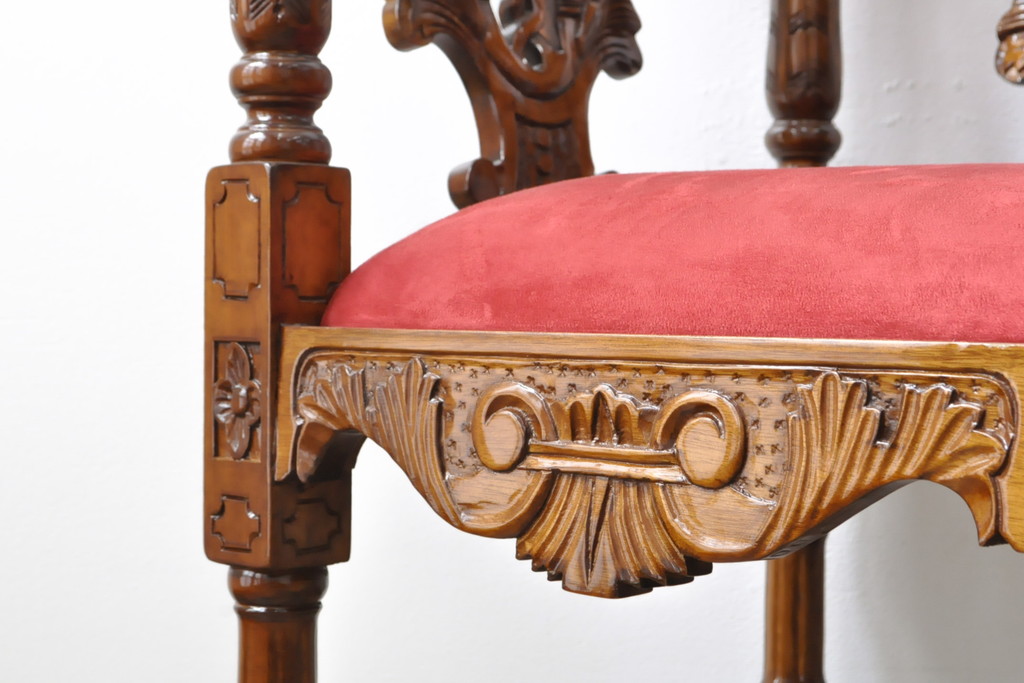 ヨーロッパビンテージ　希少なデザイン　細やかな彫刻入りのラブチェア(キスチェア、椅子、ヴィンテージ)(R-055520)