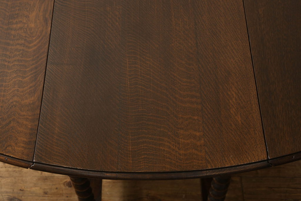 イギリスアンティーク　オーク材　流れるようなツイストレッグがお洒落なバタフライテーブル(ダイニングテーブル、エクステンションテーブル)(R-053522)