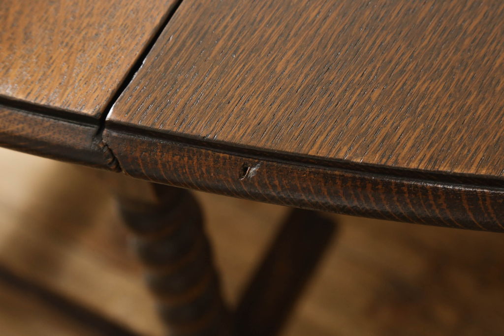 イギリスアンティーク　オーク材　流れるようなツイストレッグがお洒落なバタフライテーブル(ダイニングテーブル、エクステンションテーブル)(R-053522)