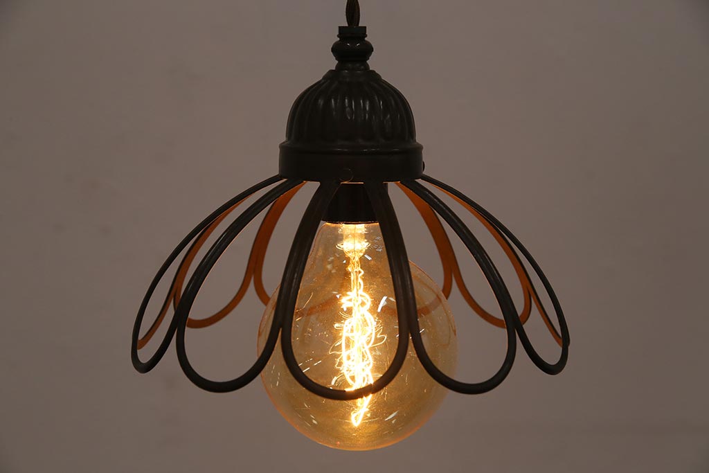 アンティーク照明　昭和初期　エジソン球　真鍮のブラケットが魅力の天井照明(ペンダントライト、シェード)(R-044686)
