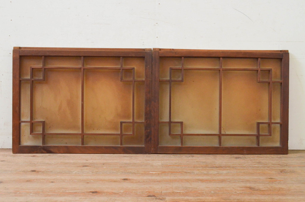 アンティーク建具　古い木味が魅力的なガラス窓2枚セット(引き戸、ガラス戸)(R-071901)