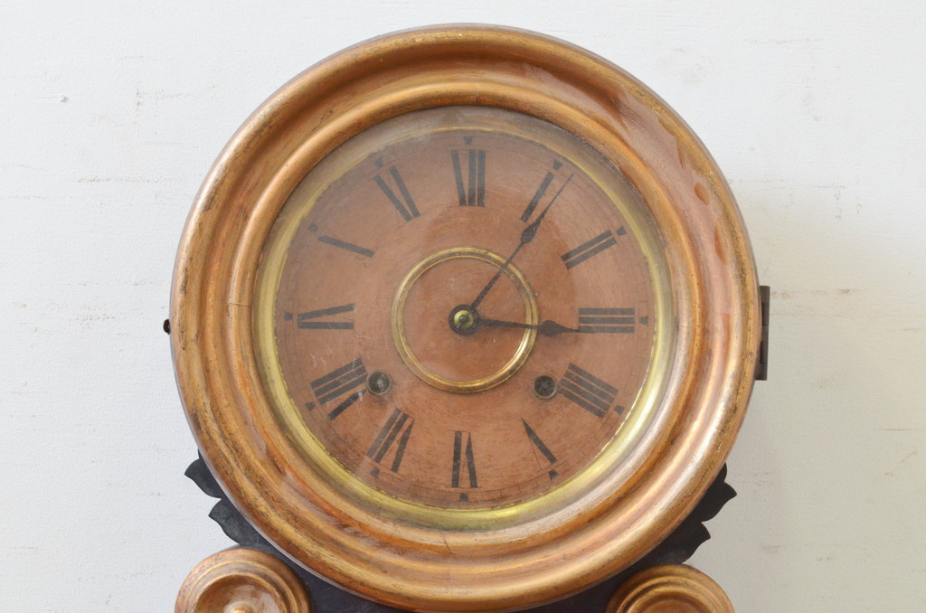 アンティーク時計　アメリカ　E. INGRAHAM&CO(イングラハム)　振り子の意匠が魅力的な四つ丸本だるま時計(本ダルマ時計、掛け時計、柱時計、古時計、振り子時計)(R-072248)