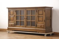 レトロ家具　和製アンティーク　カバ材製　上手物　レトロシックな佇まいが魅力のブックケース(キャビネット、収納棚、本箱)