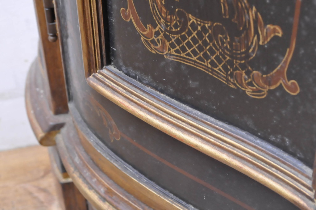 中古　希少!!　DREXEL HERITAGE(ドレクセルヘリテイジ)　シノワズリ様式　優美で華やかな装飾が見事なサイドボード(カウンター、キャビネット、収納棚、戸棚、中国美術)(R-065864)