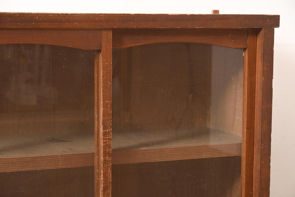 アンティーク家具　昭和初期　シンプルレトロなリビングボード(飾り棚、戸棚、収納棚)(R-037130)