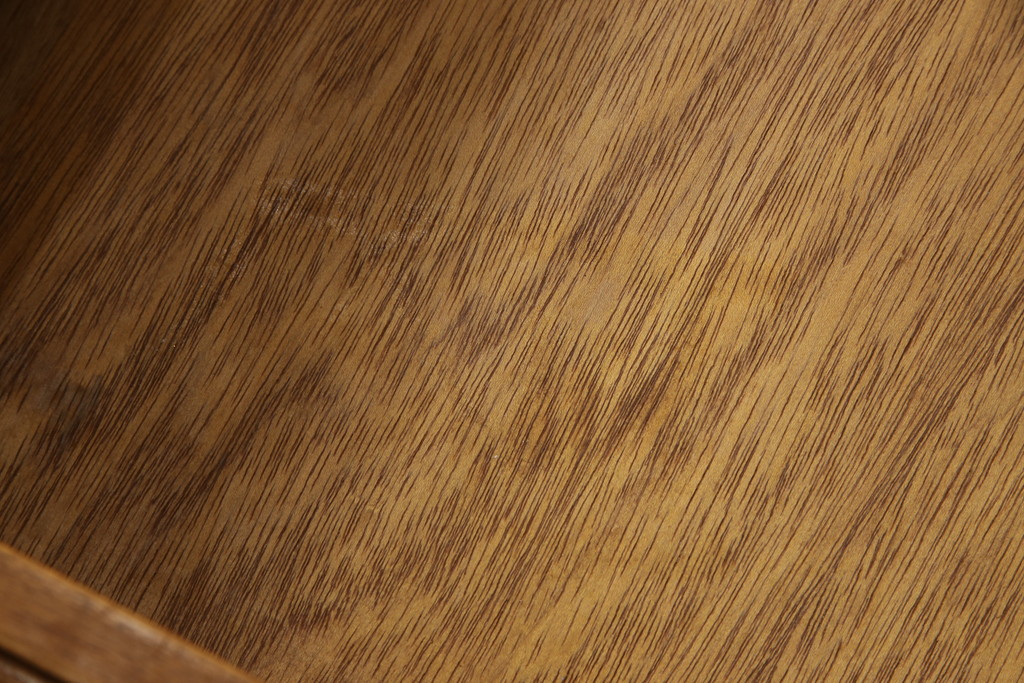 イギリスビンテージ　Jentique(ジェンティーク)　チーク材　温かみのある木味が魅力のサイドボード(リビングボード、テレビ台、テレビボード、サイドキャビネット、収納棚、戸棚、ヴィンテージ、北欧)(R-065157)