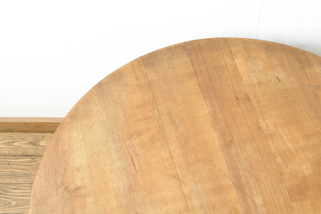 中古　岩手岩泉・純木家具　桜材　和・洋どちらのお部屋にも合う!テーブルにも座卓にもなる2way丸テーブル(ちゃぶ台、座卓、コーヒーテーブル、サイドテーブル)(R-055526)