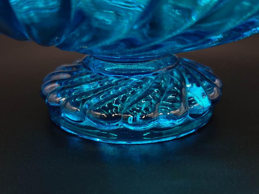 稀少!　フランス　Baccarat　オールドバカラ　バンブー　美しいブルーカラーと繊細なデザインが目を惹くコンポート(フルーツスタンド、脚付きボウル、フリル、DEPOSE刻印あり、フルレッドクリスタルガラス)(R-074595)
