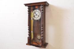アンティーク時計　アメリカ　E. INGRAHAM&CO(イングラハム)　振り子の意匠が魅力的な本だるま時計(四つ丸本ダルマ時計、掛け時計、柱時計、古時計、振り子時計)(R-072256)