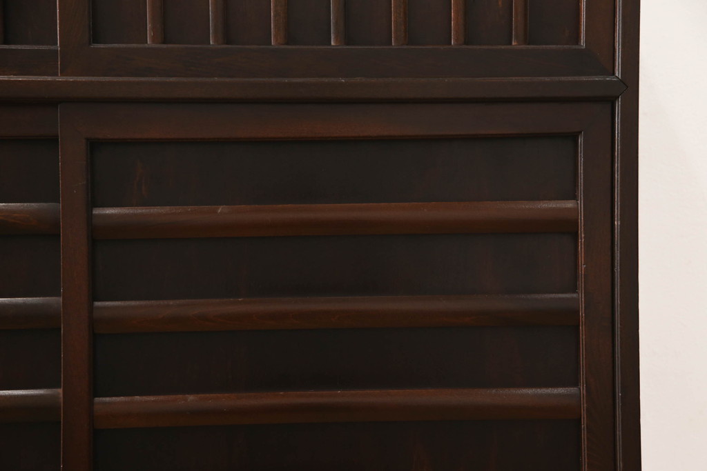 和製ビンテージ　赤みがかった木肌が上品な茶箪笥(水屋箪笥、収納棚、戸棚、引き出し、食器棚、松本民芸家具、ヴィンテージ)(R-064186)