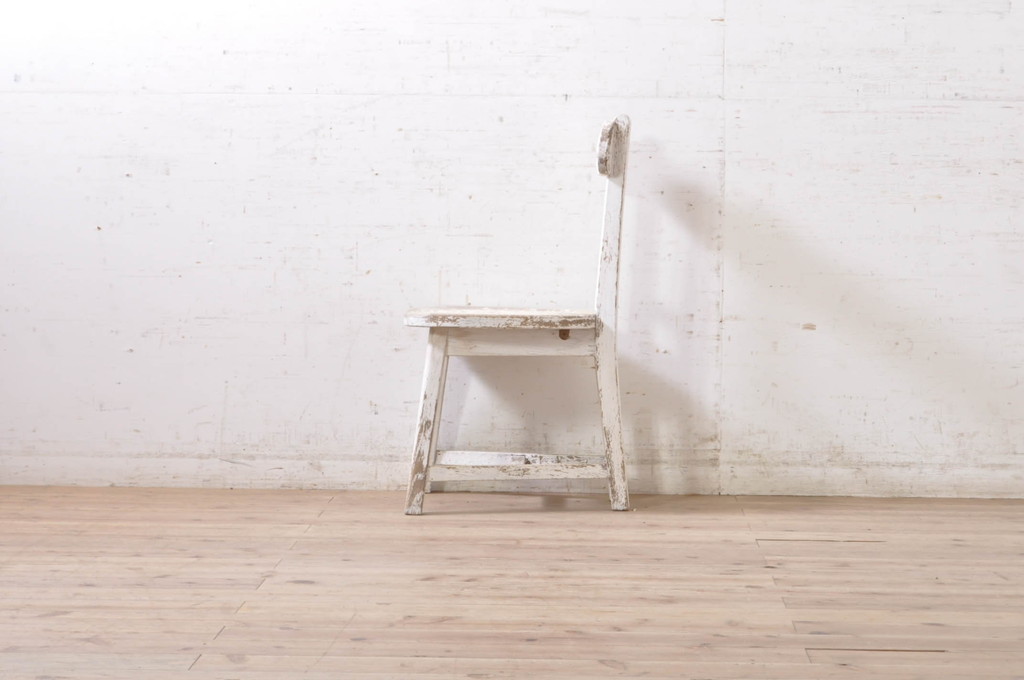フランスアンティーク　ナラ(楢)材　レトロな雰囲気の可愛らしいペイントチェア(板座チェア、ダイニングチェア、椅子、イス)(R-071994)