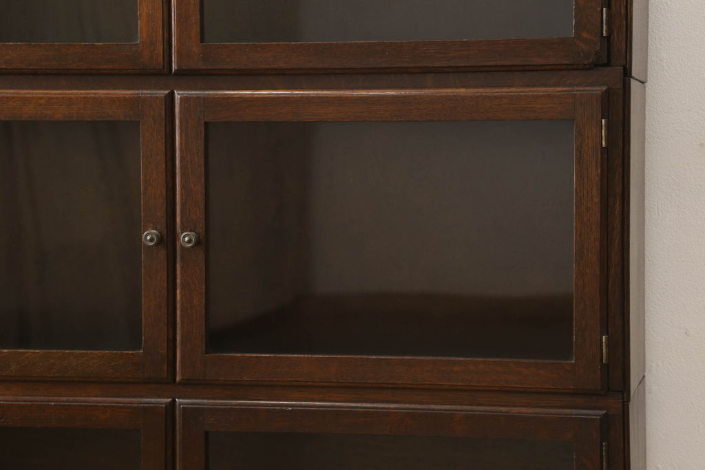アンティーク家具　イギリス　オーク材　ディスプレイ棚としてもおすすめ!レトロな雰囲気を醸しだすスタッキングブックケース(本箱、収納棚、飾り棚)(R-049388)