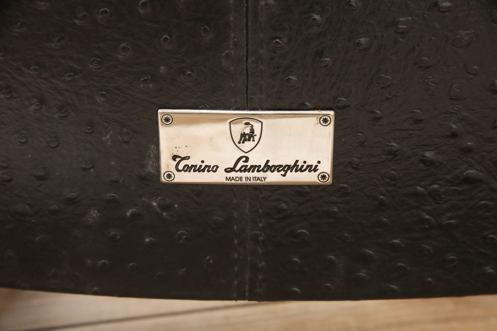 中古　展示美品　トニーノ・ランボルギーニ(Tonino Lamborghini)　オーストリッチ　希少!天板まで本革が使われた総革張りデスク(レザー、ワークデスク、机)(定価約300万円)(R-055616)