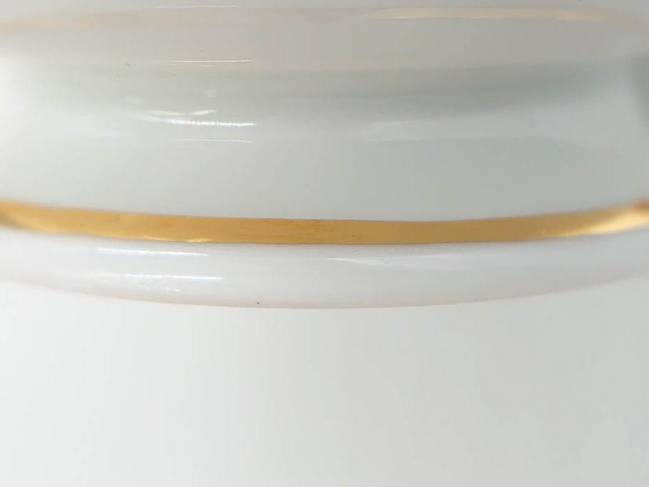 ドイツ　マイセン　Meissen　金彩　散らし小花　シェルエッジ　細やかな意匠に気品を感じるカップ&ソーサー(洋食器、C&S)(R-074603)