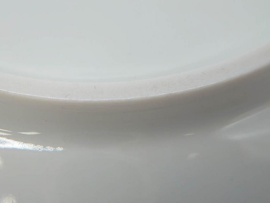ドイツ　マイセン　Meissen　金彩　散らし小花　シェルエッジ　細やかな意匠に気品を感じるカップ&ソーサー(洋食器、C&S)(R-074603)