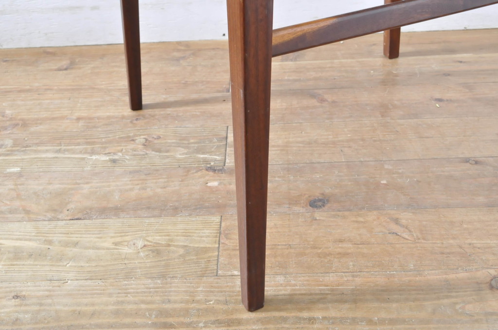 イギリスビンテージ　A.H.McIntosh(マッキントッシュ)社　アフロモシア材　洗練された佇まいの高級ダイニングチェア4脚セット(椅子、イス、ヴィンテージ、英国、北欧、店舗什器)(R-065628)