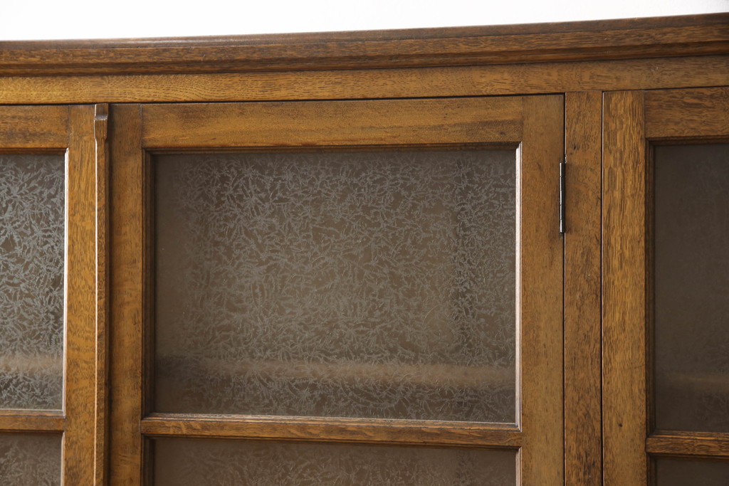 和製アンティーク　ナラ材　大正ロマンの雰囲気漂うキャビネット(食器棚、収納棚、戸棚、カップボード)(R-066364)