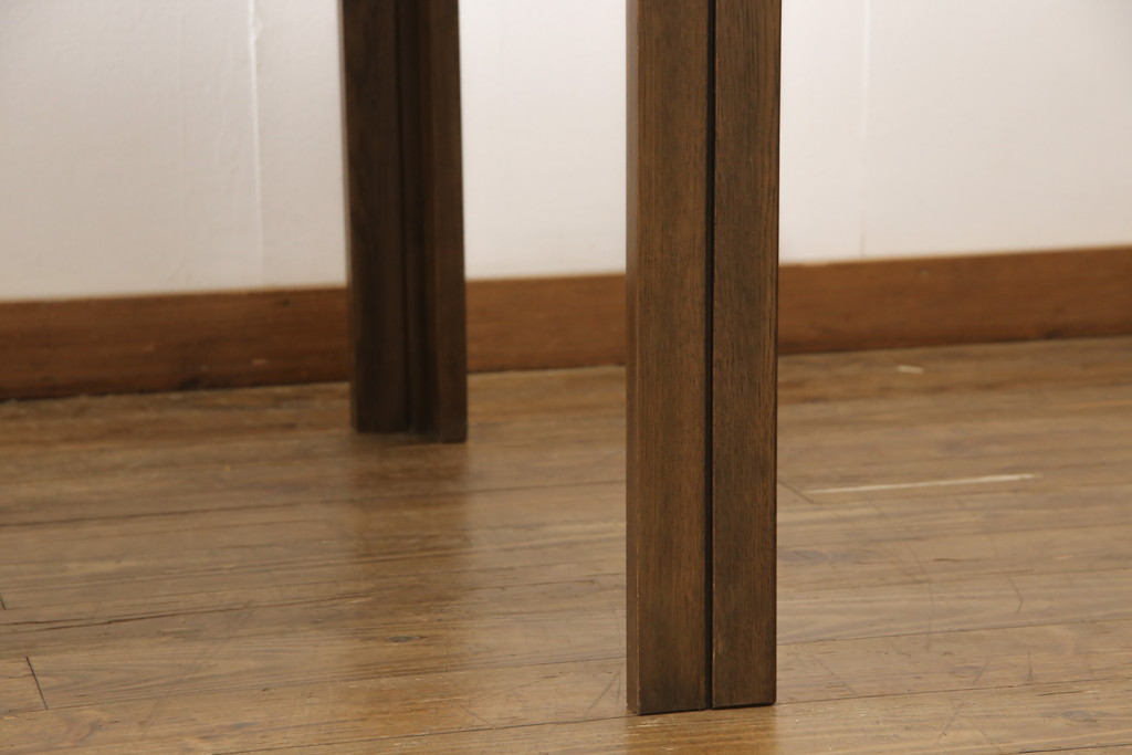 中古　美品　カリモク家具(karimoku)　domani(ドマーニ)　Morganton(モーガントン)　直線のシルエットが印象的なダイニングテーブル(定価約18万円)(食卓)(R-054498)
