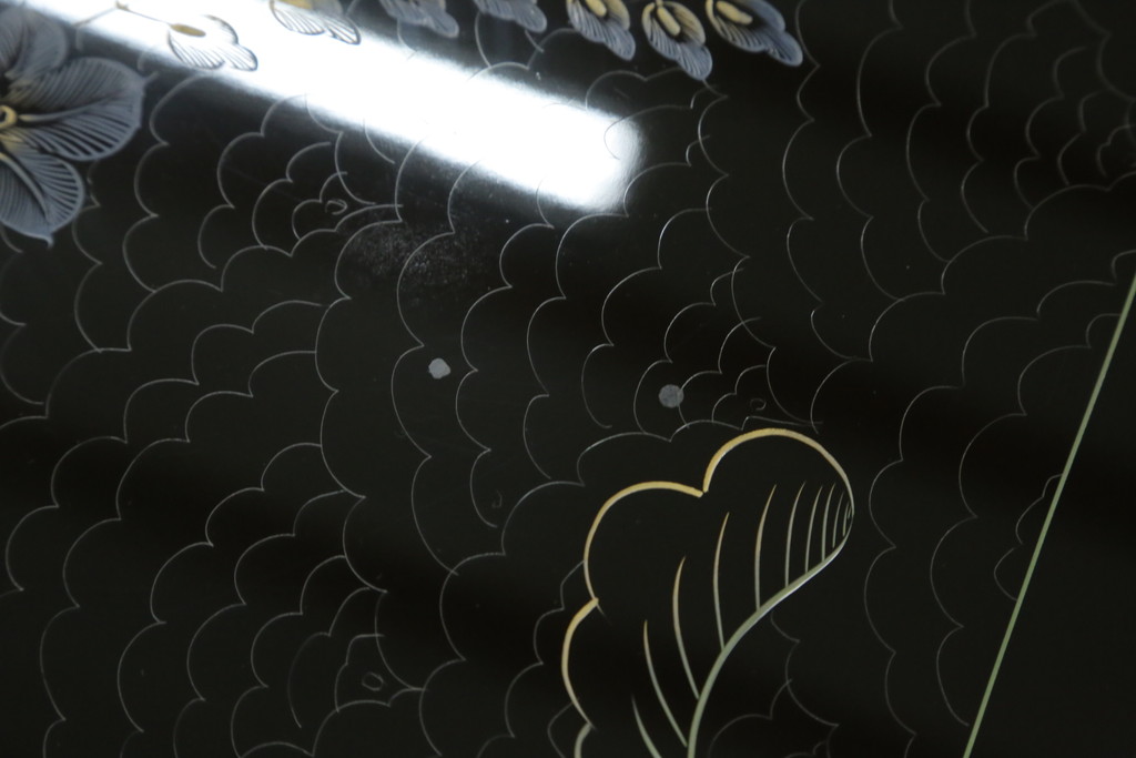 中古　美品　特選輪島塗り　野義商會(商会)　十六代嘉南作　迫力のある鳳凰の意匠が存在感を放つ蒔絵座卓(ローテーブル、センターテーブル、リビングテーブル)(定価推定約150万円)(R-071205)