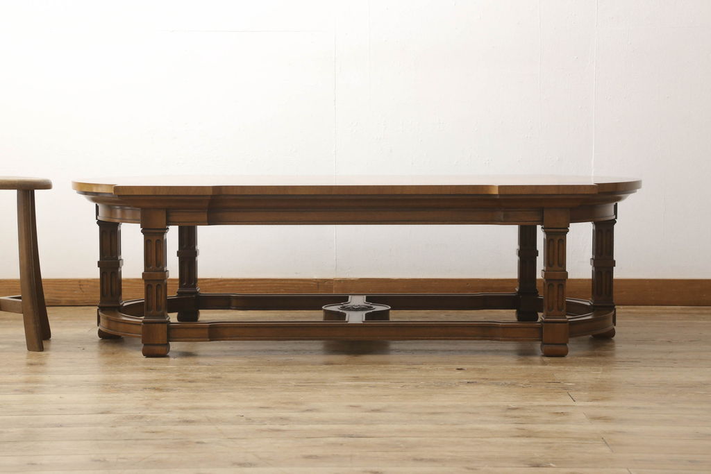 中古　DREXEL HERITAGE(ドレクセルヘリテイジ)　FRANCESCA(フランチェスカ)シリーズ　重厚でクラシカルなデザインのセンターテーブル(定価約56万円)(カクテルテーブル、ローテーブル)(R-056577)
