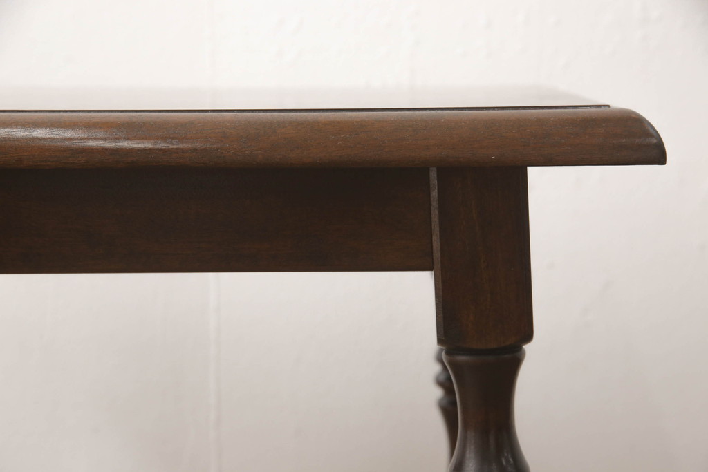 和製ビンテージ　松本民芸家具　クラシカルな佇まいのサイドテーブル(カフェテーブル、コーヒーテーブル、ナイトテーブル、花台、飾り台、スツール、ヴィンテージ)(R-064468)