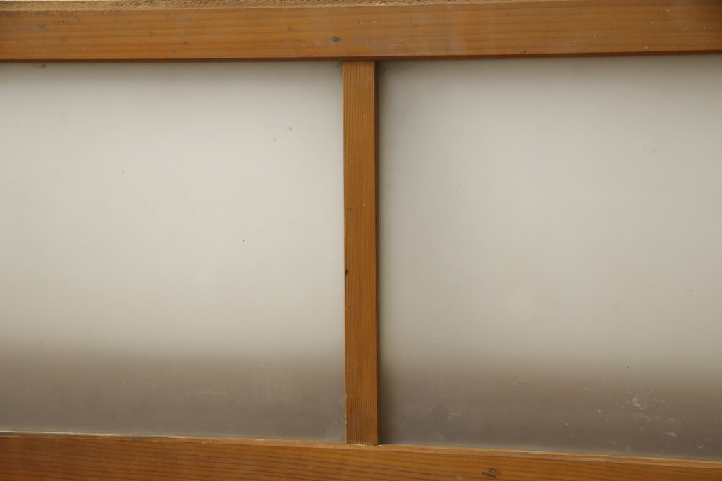 アンティーク建具　昭和レトロな雰囲気漂うガラス窓2枚セット(明り取り、明かり取り、小窓、ガラス戸)(R-059981)