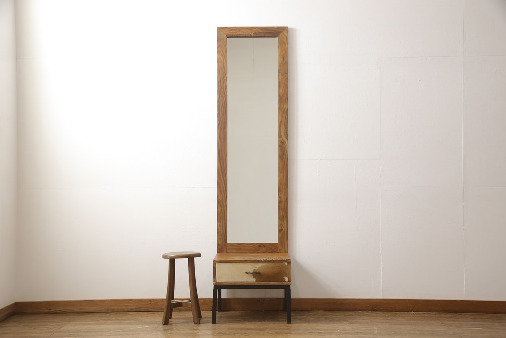中古　海外輸入家具　縦長の鏡が印象的!アジアンテイストなデザインがお洒落な鏡台(鏡、ドレッサー)(R-047216)