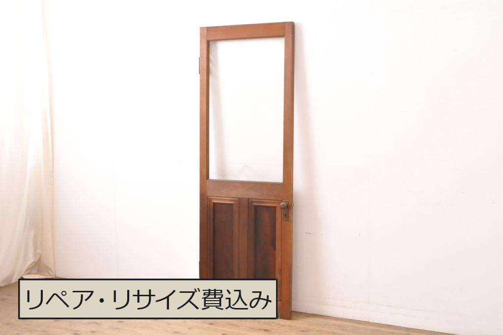 アンティーク建具　大きなガラス窓が付いたノスタルジックな木製ドア1枚(扉)(R-056470)