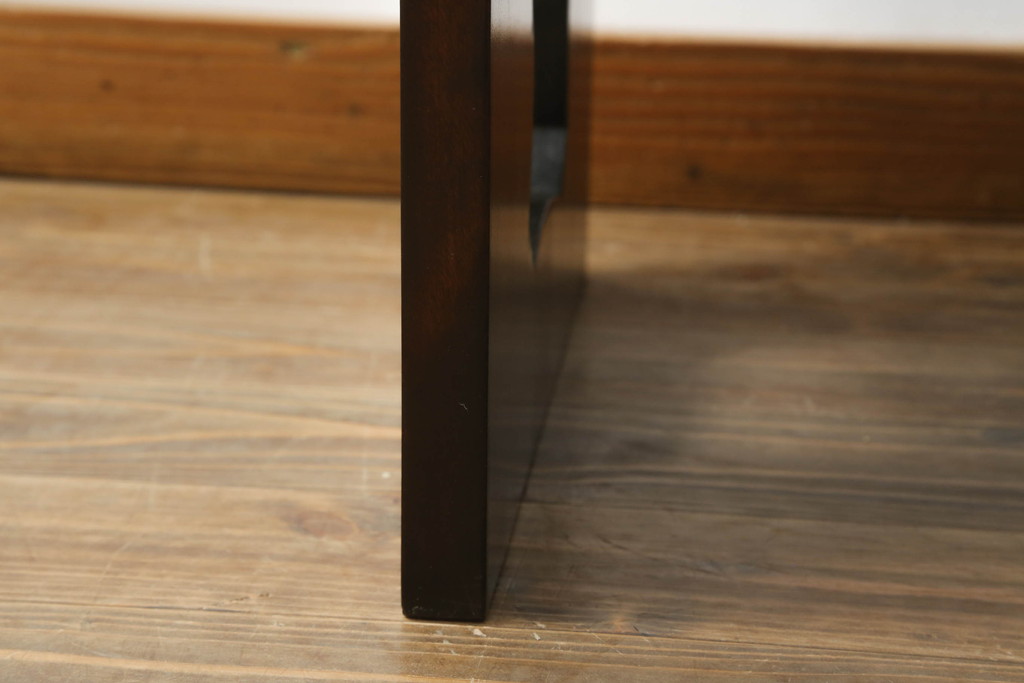 中古　松本民芸家具　脚の透かし彫りがアクセントになる上品な文机(ローテーブル、センターテーブル、リビングテーブル、座机)(R-066466)