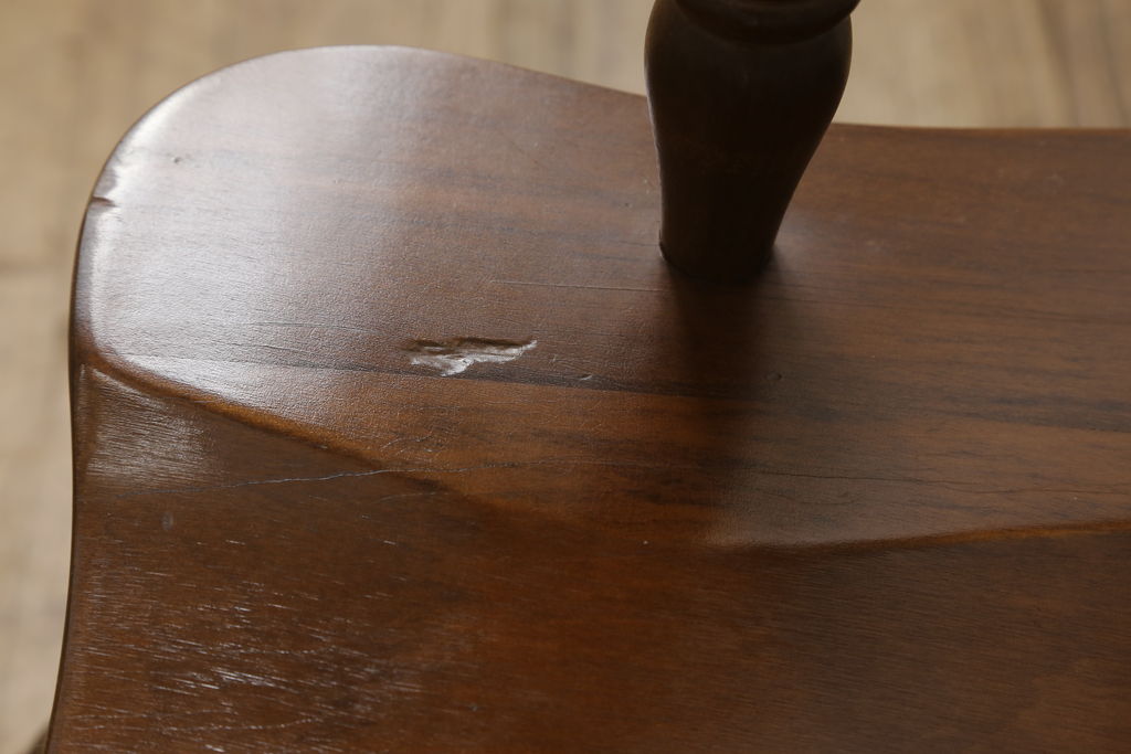 和製ビンテージ　秋田木工　木の味わいと美しいフォルムが魅力的なロッキングチェア(アームチェア、板座チェア、揺り椅子、ヴィンテージ)(R-056160)
