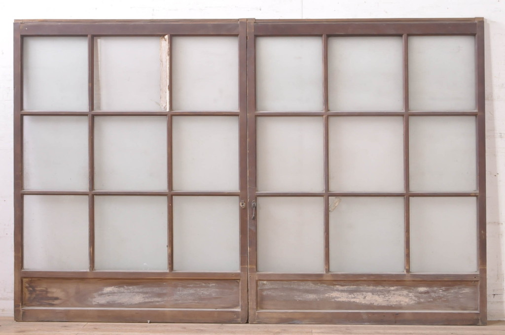 アンティーク建具　どこか懐かしい雰囲気漂うガラス窓2枚セット(引き戸、ガラス戸)(R-072941)