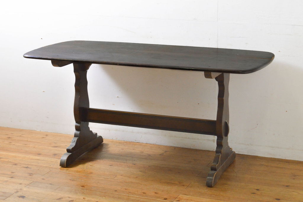 イギリスビンテージ ERCOL(アーコール) エルム材 クラシカルな