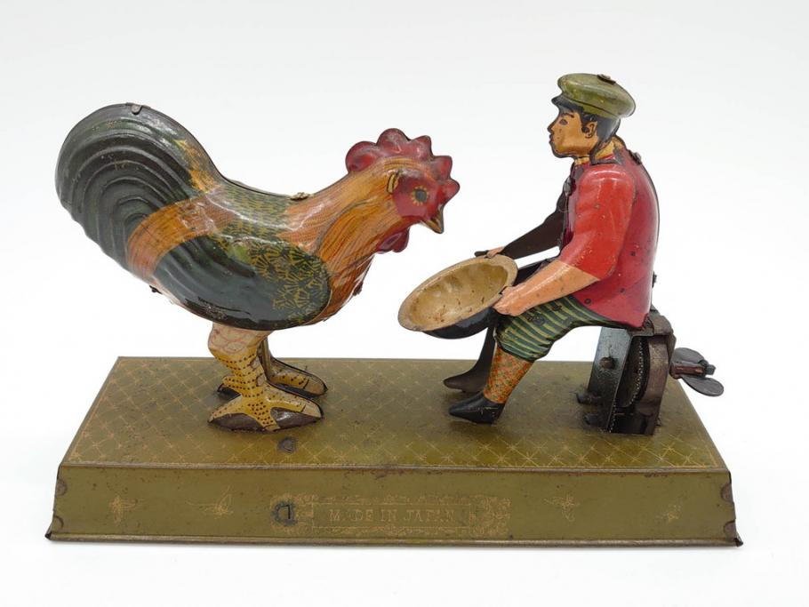 ジャンク品　戦前　ブリキのおもちゃ　鶏にエサをあげる少年　東洋堂　日本製(ゼンマイ式玩具、にわとり、ニワトリ、鳥、当時物)(R-074812)