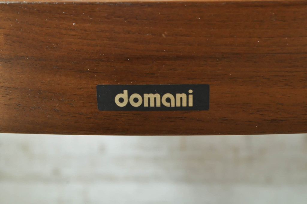 中古　カリモク家具(karimoku)　domani(ドマーニ)　Excel-Life(エクセルライフ)　ウォールナット材　シンプルなデザインが美しいダイニングチェア2脚セット(椅子、イス、いす)(定価2脚で約26万円)(R-072927)