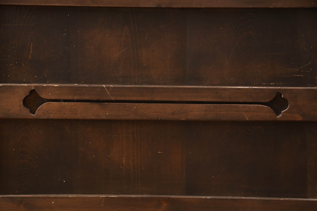 和製アンティーク　飛騨(岐阜)産　古民家スタイルにおすすめな水屋箪笥サイドボード(収納棚、戸棚、時代箪笥、引き出し、収納箪笥)(R-066278)
