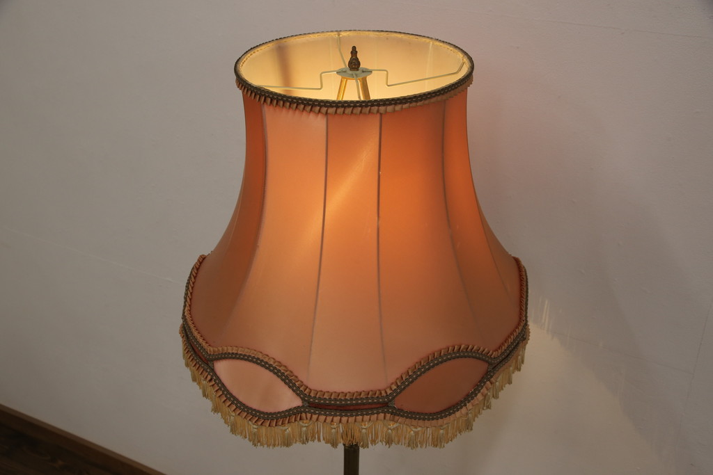 イタリア高級ビンテージ　真鍮製ポールとクラシカルな布シェードのフロアスタンド(フロアランプ、照明、ランプシェード、ヴィンテージ)(R-056721)