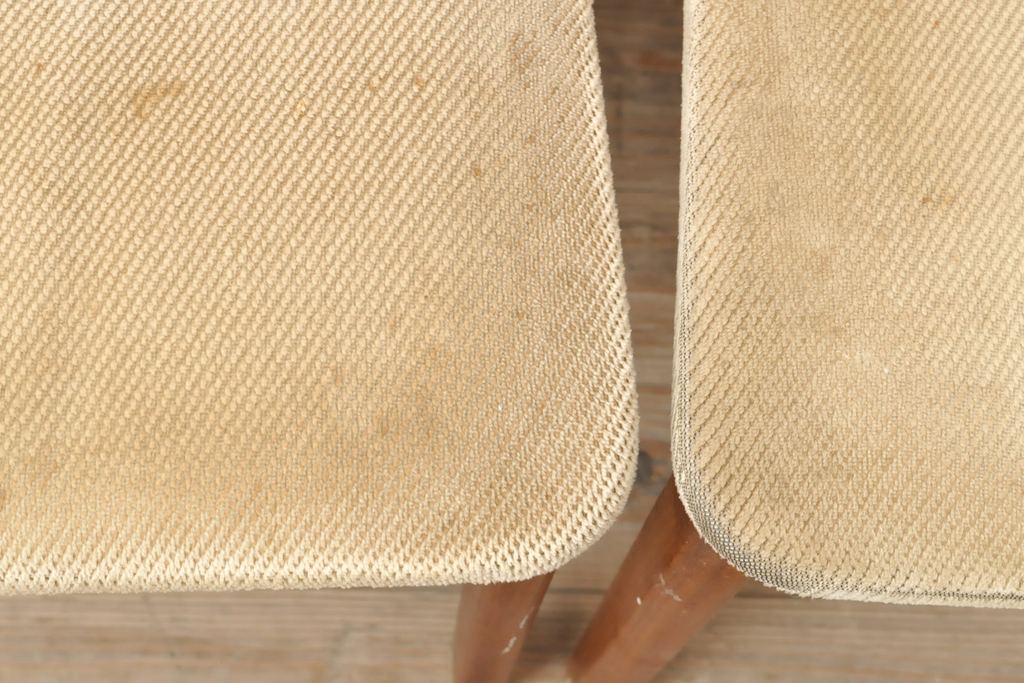 希少!ビンテージモビリア　イタリア　チーク材製のモダンなダイニングチェア2脚セット(椅子、イス、ヴィンテージ)(R-055992)