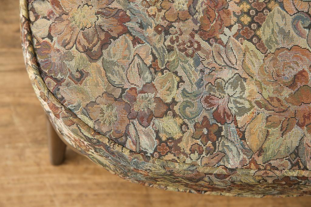 中古美品　ERCOL(アーコール)　上品な花柄が素敵な1人掛けソファ(ラウンジチェア、アームチェア、椅子、1シーターソファ)(R-052324)