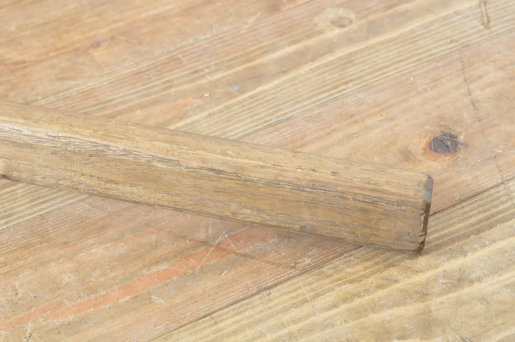 ビンテージ雑貨　味わい深い欅(ケヤキ)材の臼と杵のセット(うす、ウス、きね、キネ、ディスプレイ)(R-065138)