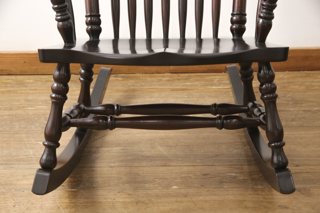 中古　美品　九州民芸家具　ゆったりとしたくつろぎの時間におすすめなロッキングチェア(アームチェア、椅子、板座チェア)(R-053379)