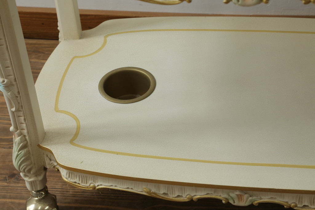 中古　美品　SILIK(シリック)　気品溢れる佇まいが目を引くワゴンテーブル(トロリー、キッチンワゴン)(R-074930)