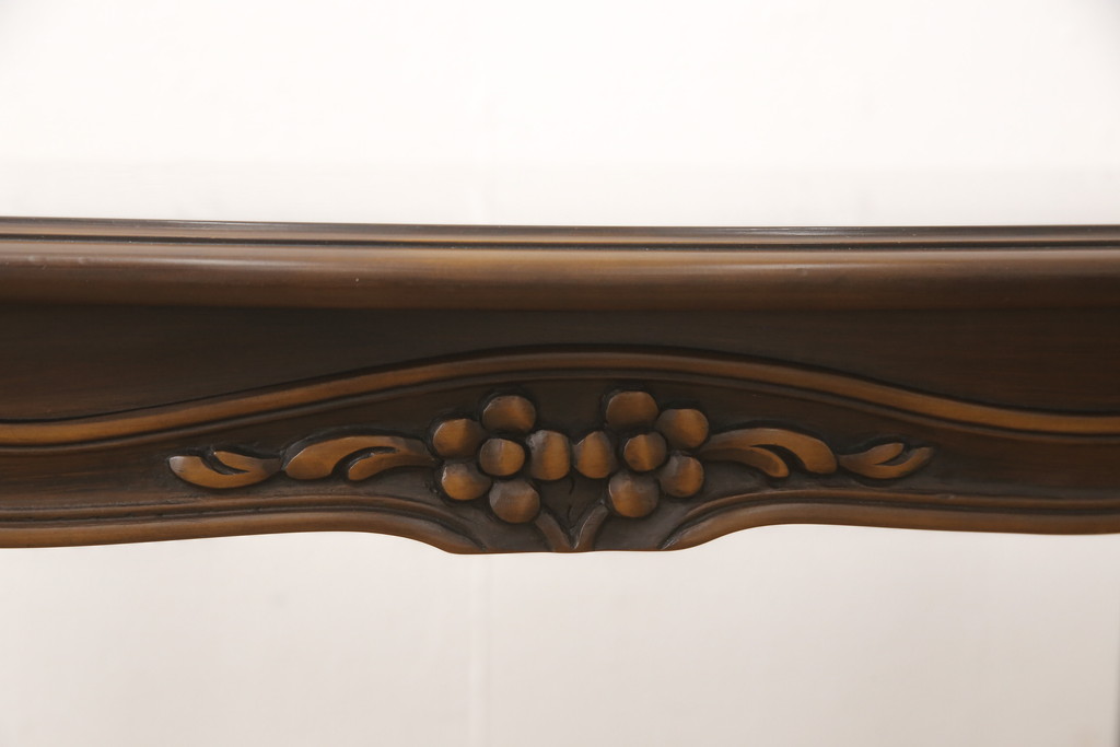 中古　カリモク家具(karimoku)　domani(ドマーニ)　Louis(ルイ)XVシリーズ　曲線が美しいサイドテーブル(センターテーブル、ローテーブル、コンソールテーブル)(R-052262)