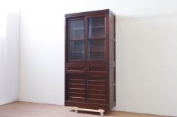 中古　カリモク家具(karimoku)　domani(ドマーニ)　Morganton(モーガントン)　スリムで背の高いガラスキャビネット(定価約30万円)(ガラスケース、飾り棚、陳列棚)(R-056797)