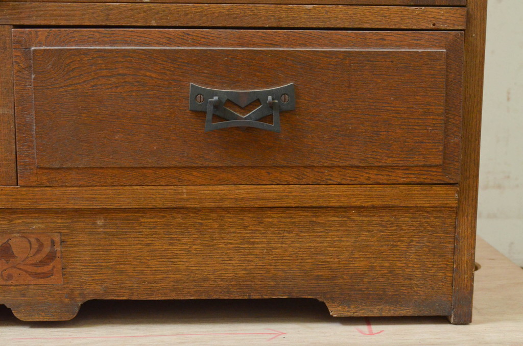 和製アンティーク　大正ロマン　栓材　昔懐かしい雰囲気の温かみのある本箱(ブックケース、戸棚、収納棚、飾り棚)(R-073681)