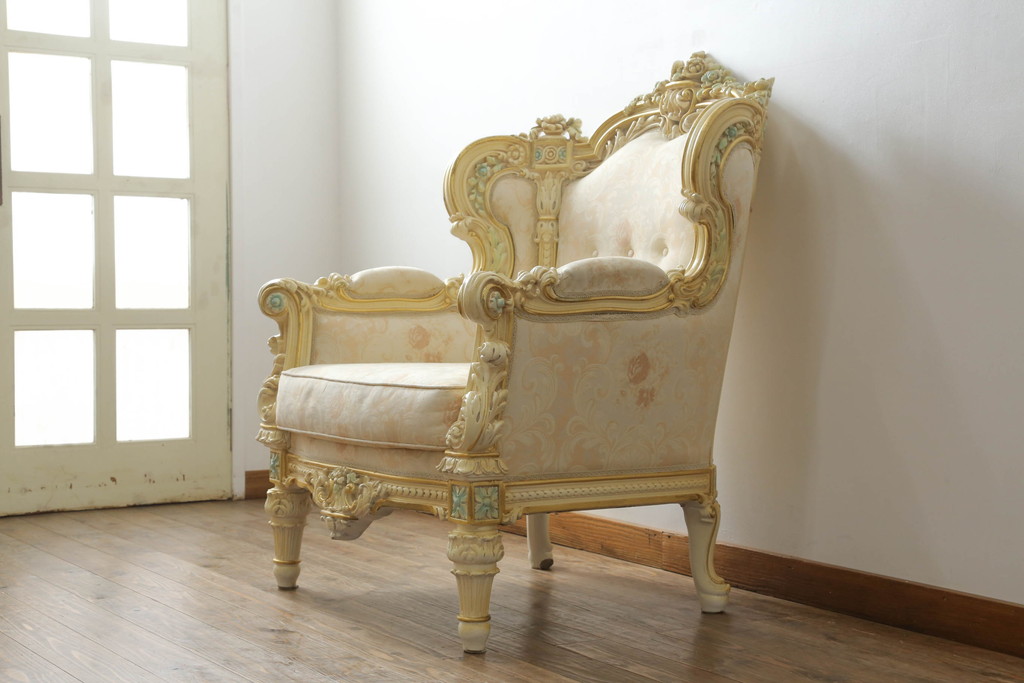 中古　美品　イタリア高級家具　SILIK(シリック)　ロココ調　優雅で上品な空間づくりにぴったりな1人掛けソファ(一人掛けソファ、1P、アームソファ)(R-075093)